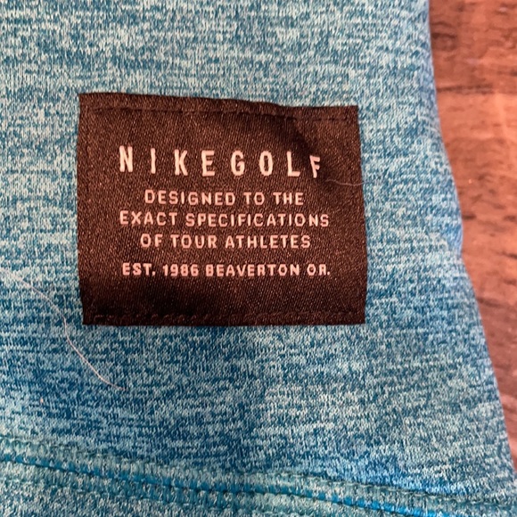 Nike Golf Quarter Zip - Picture 3 of 3
